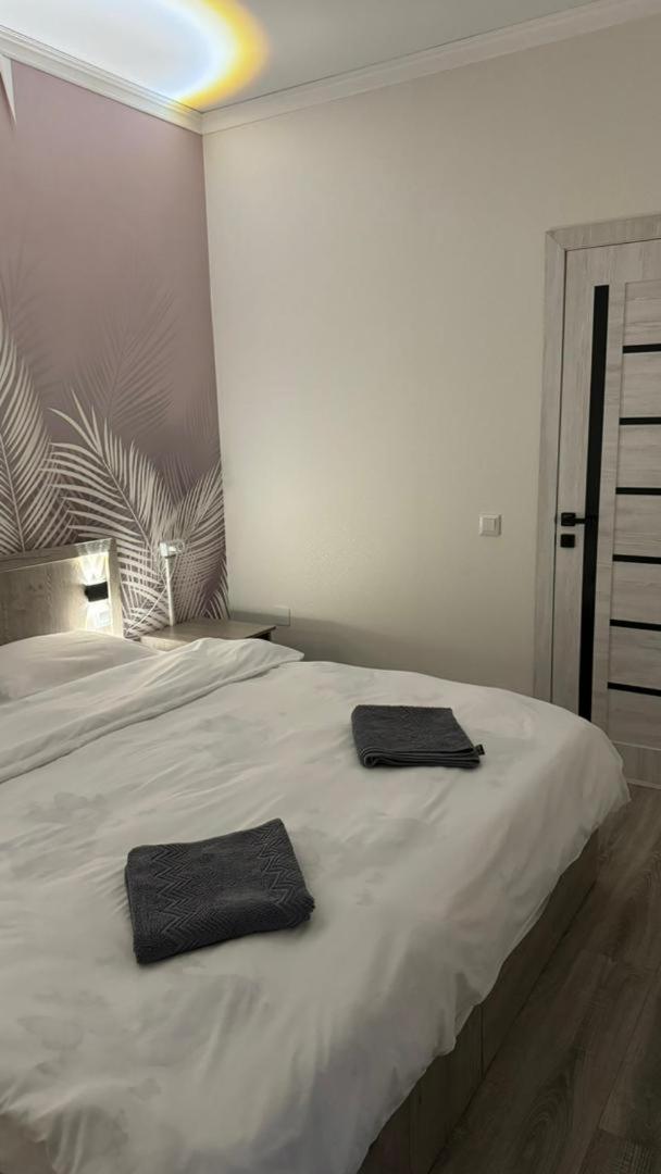 Magistral Hostel Bisjkek Buitenkant foto